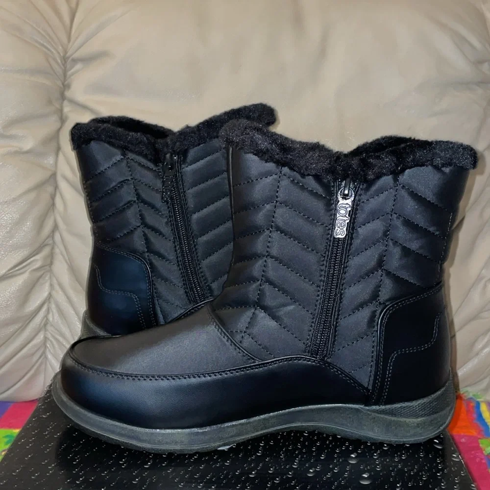 NIB Totes Jarablack Black Boots. Size 10M. - Picture 3 of 8
